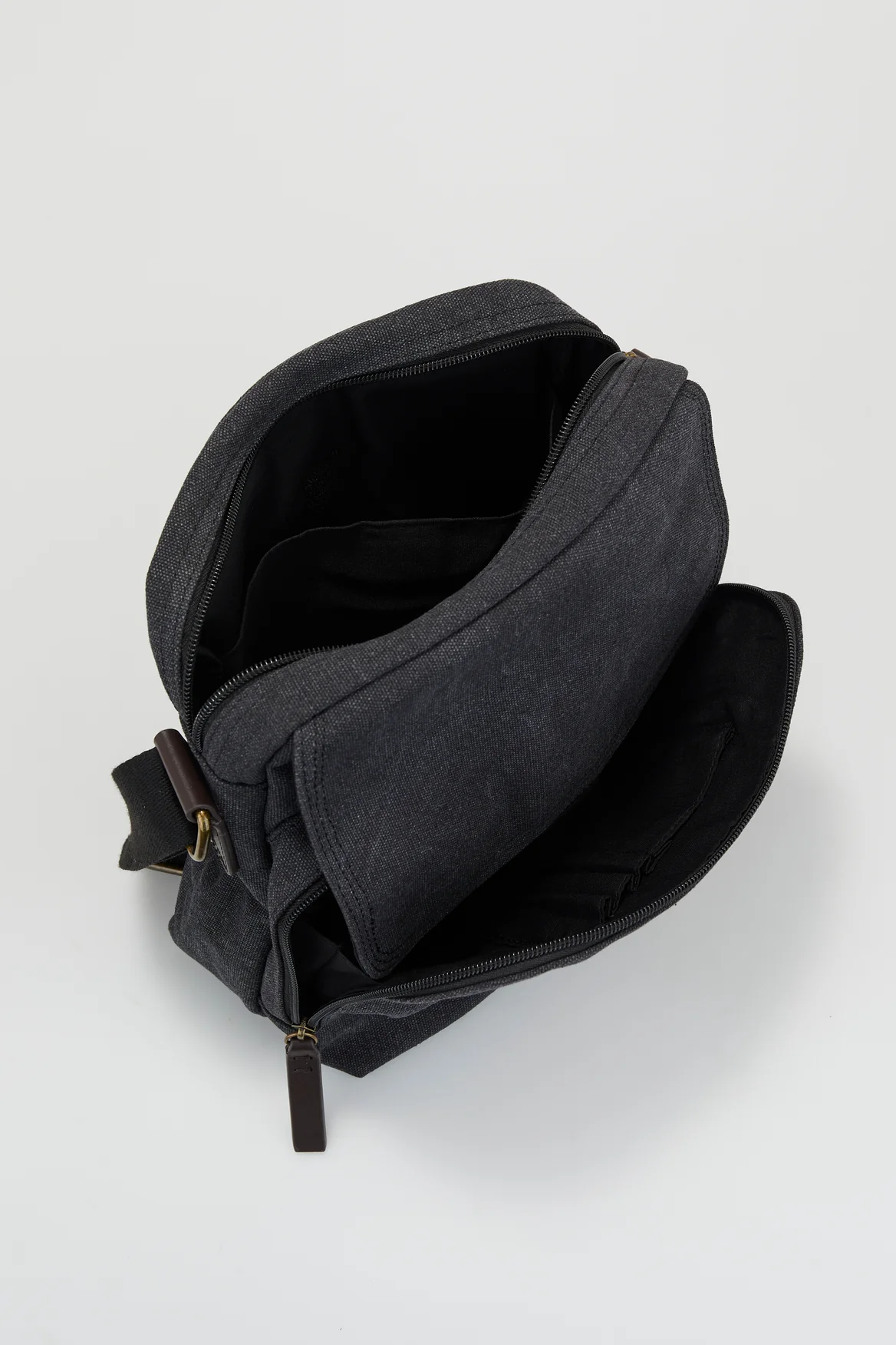 Blake Canvas/Lea Trim City Bag - Image 3