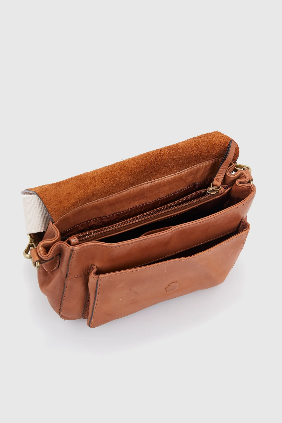 Pia Leather Flap Crossbody Bag - Image 3
